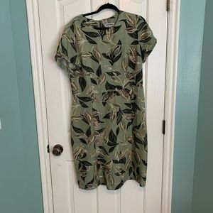 Green Leaf Pattern Dress